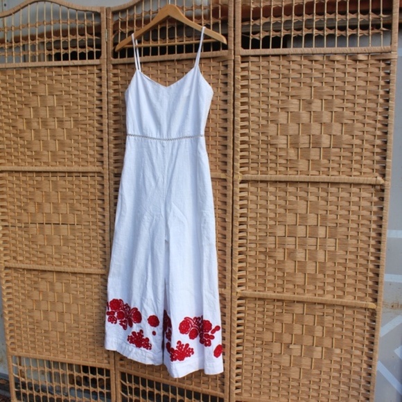 Club Monaco White Red Floral Embroidered Jumpsuits - Picture 5 of 7